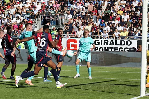 بولونيا يهزم كالياري بثنائية.. وجنوى يسقط بفخ التعادل أمام بارما في الدوري الإيطالي